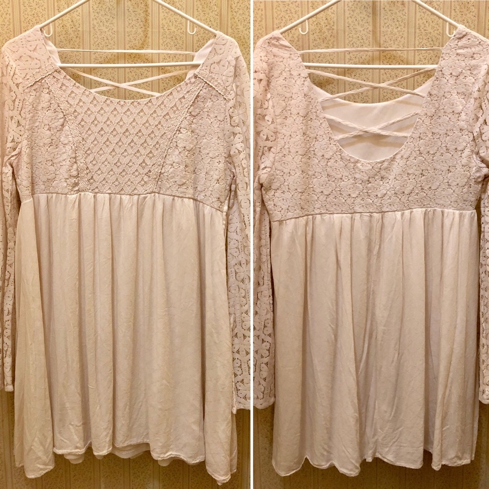 Lace bell sleeve dress